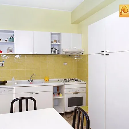 Bed & Breakfast Casa Tina Maugeri 2*