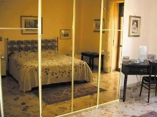 Casa Tina Maugeri 2*