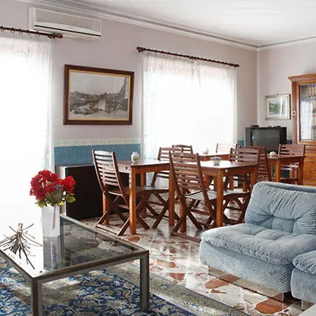 Casa Tina Maugeri Bed & Breakfast Katánie
